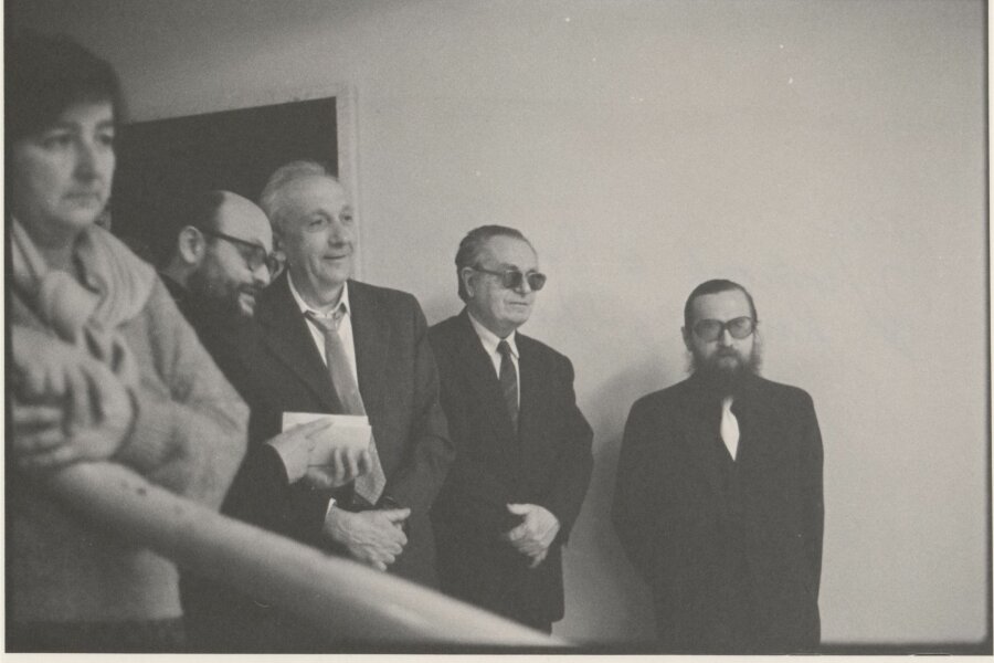 zleva Jiřina Hockeová, Arnošt Goldflam, Dalibor Chatrný, Ludvík Kundera, Jiří Valoch